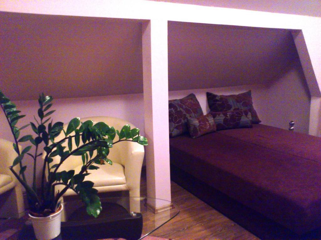 Hotel Szilvia Vendeghaz Korosszakal Zimmer foto